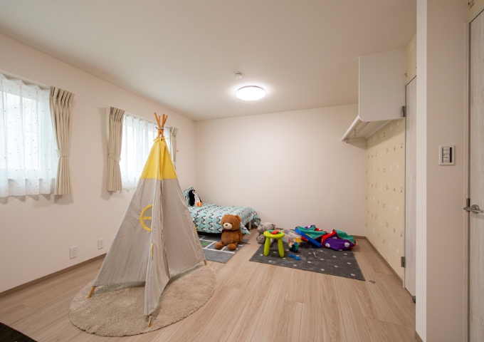 フリーウォール