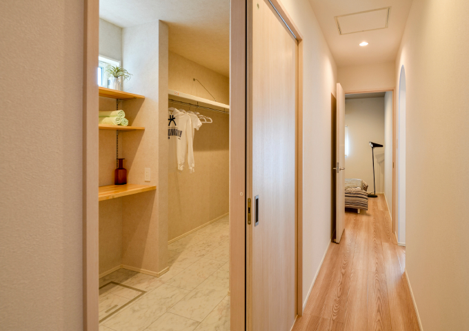 ウォークインクローゼットを起点とした家事ラク動線