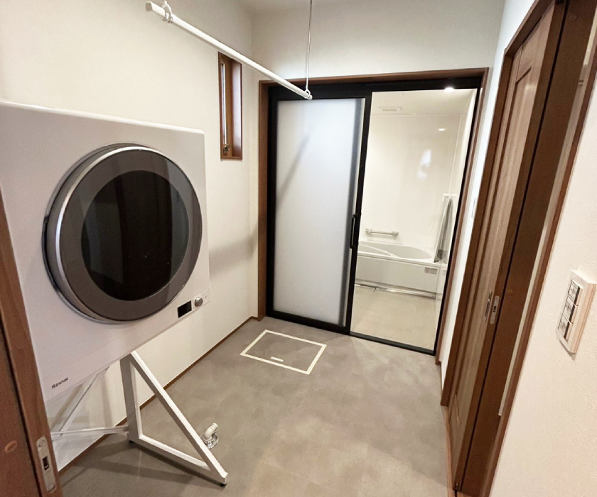 フラットにつながる、平屋ならではの暮らしやすさ